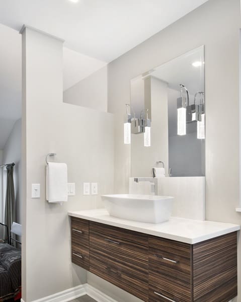 bathroom-mirror-lighting
