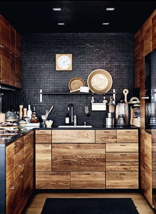 https://www.laurysenkitchens.com/wp-content/uploads/2022/02/elle-decor-black-kitchen-back-splash.jpg