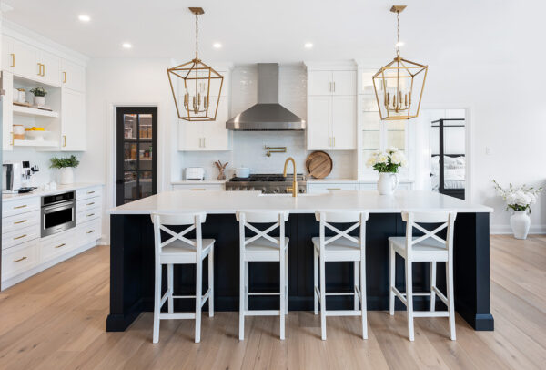 Brae Transitional Kitchen - Laurysen Kitchens