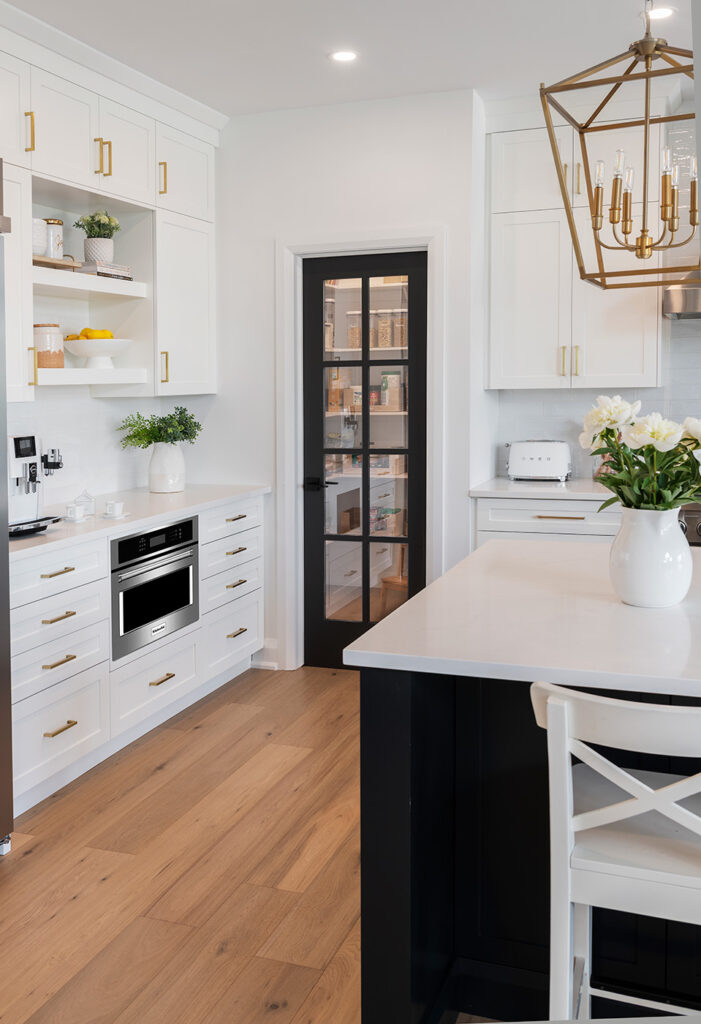 Brae Transitional Kitchen - Laurysen Kitchens