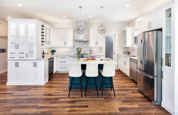 Modern Kitchen Designer - Laurysen Kitchens Ottawa