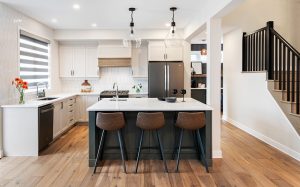 Modern Kitchen Designer - Laurysen Kitchens Ottawa