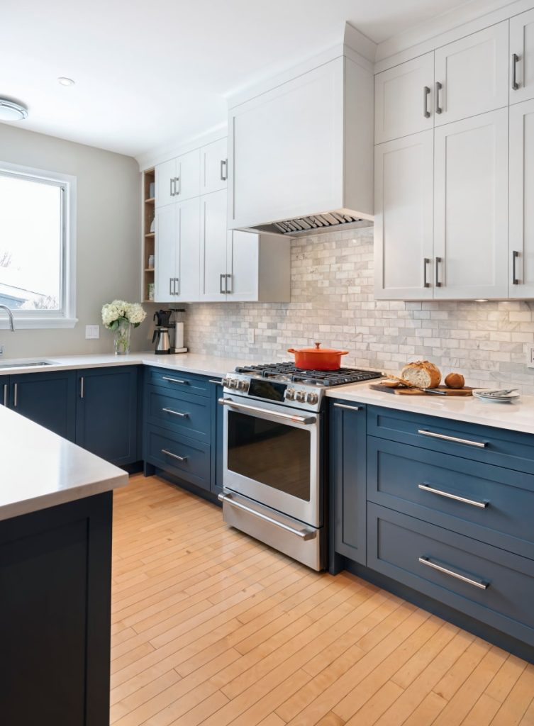 Riverstone Transitional Kitchen - Laurysen Kitchens