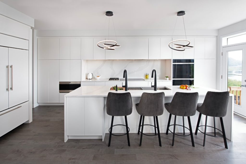Skysail Contemporary Kitchen - Laurysen Kitchens