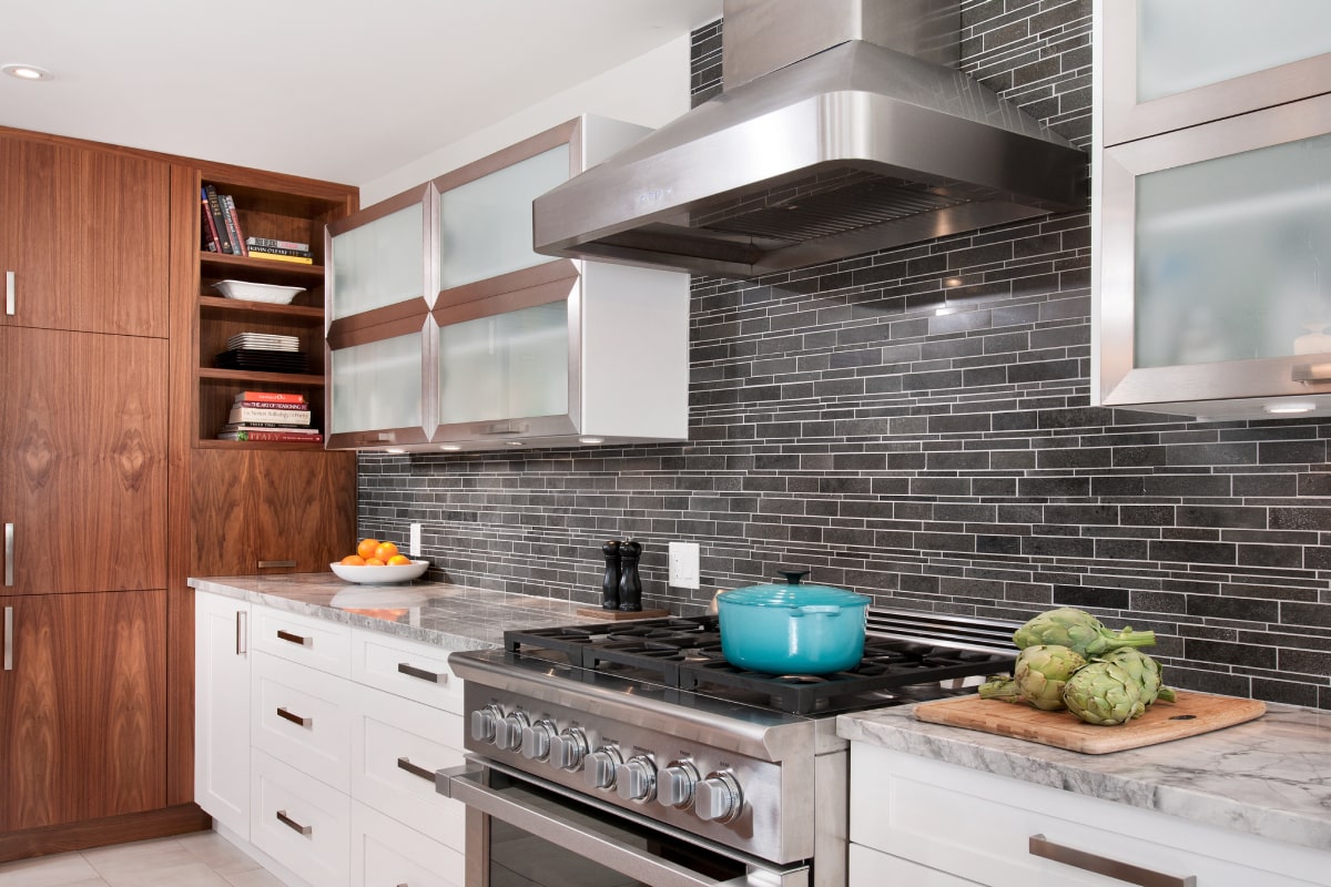 The Ultimate Guide To Spice Kitchens - Laurysen Kitchens
