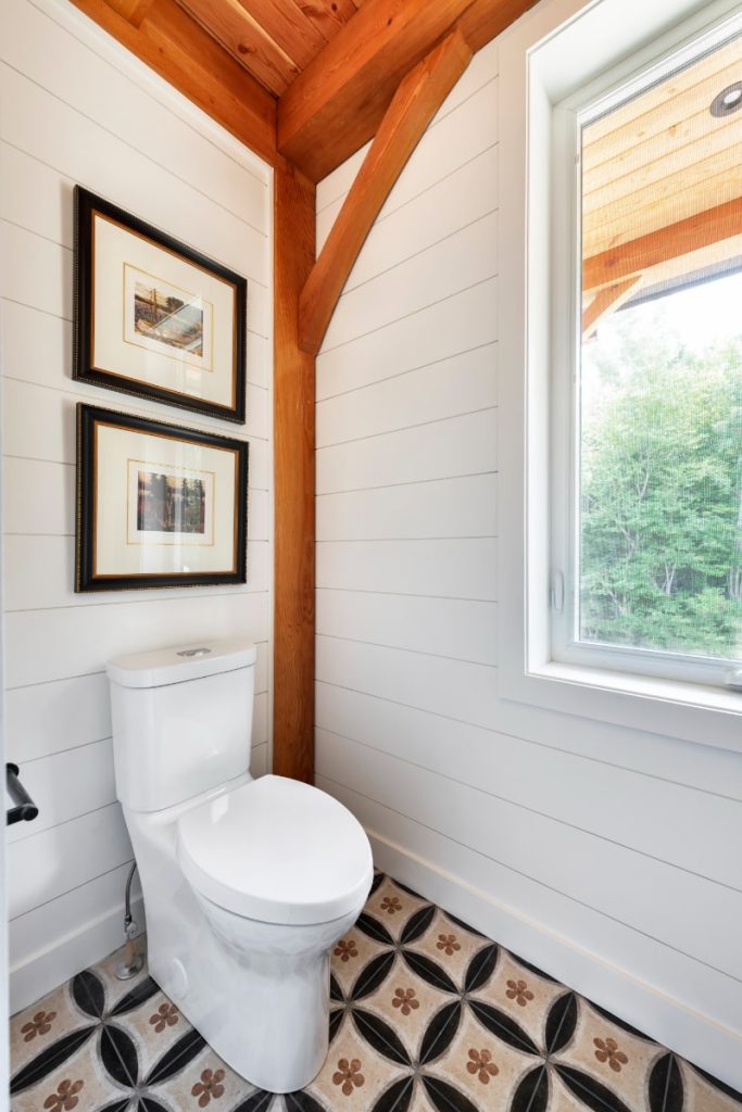 Balmer Bay Powder Room - Laurysen Kitchens