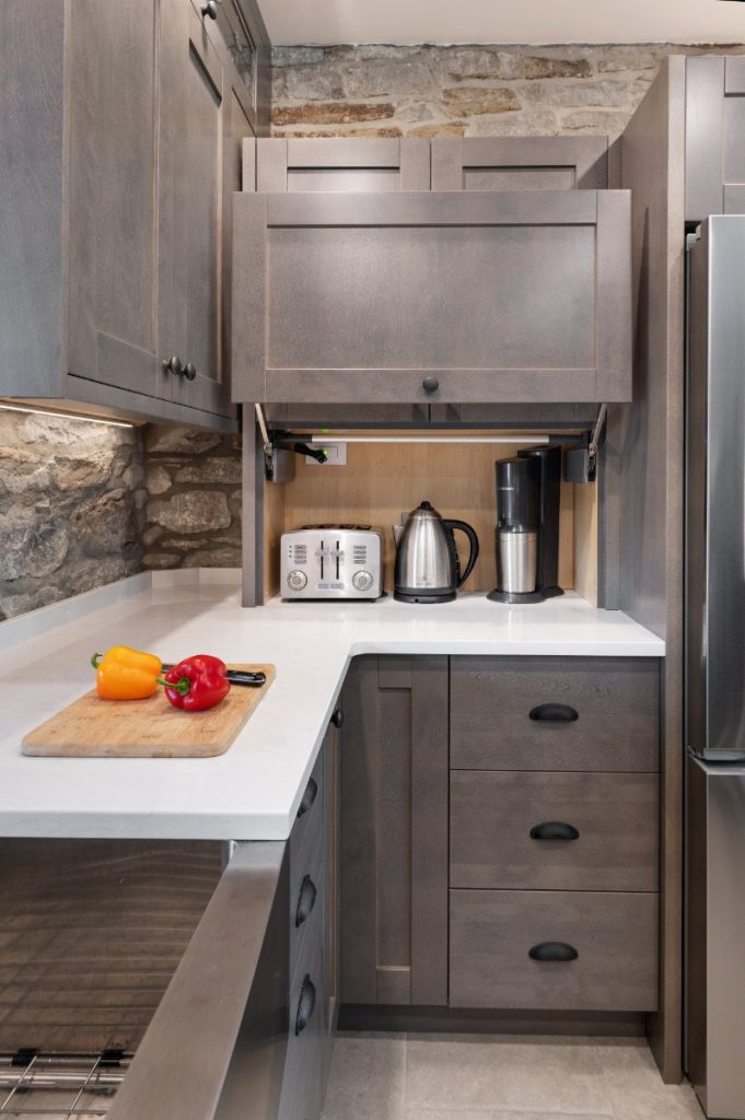 Transitional kitchen